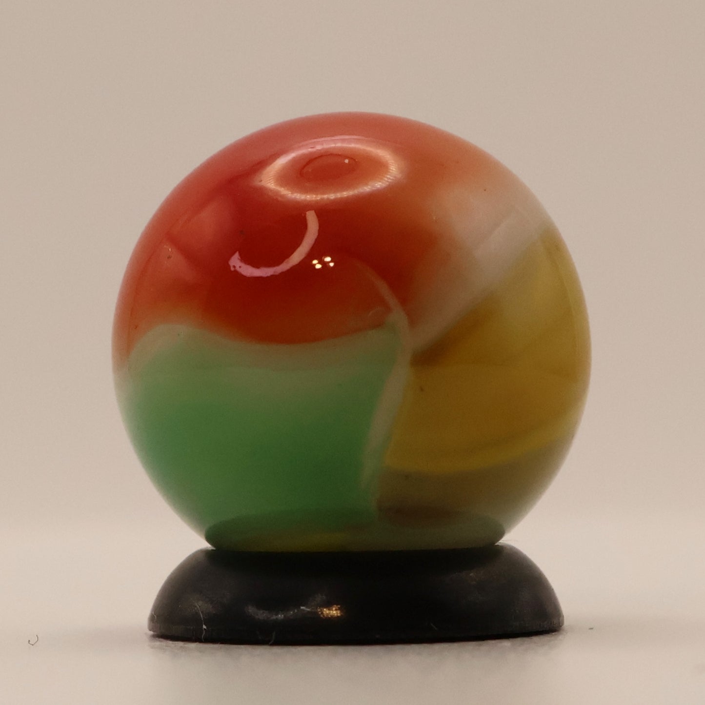 5/8" Vitro Agate Blended Parakeet Marble M