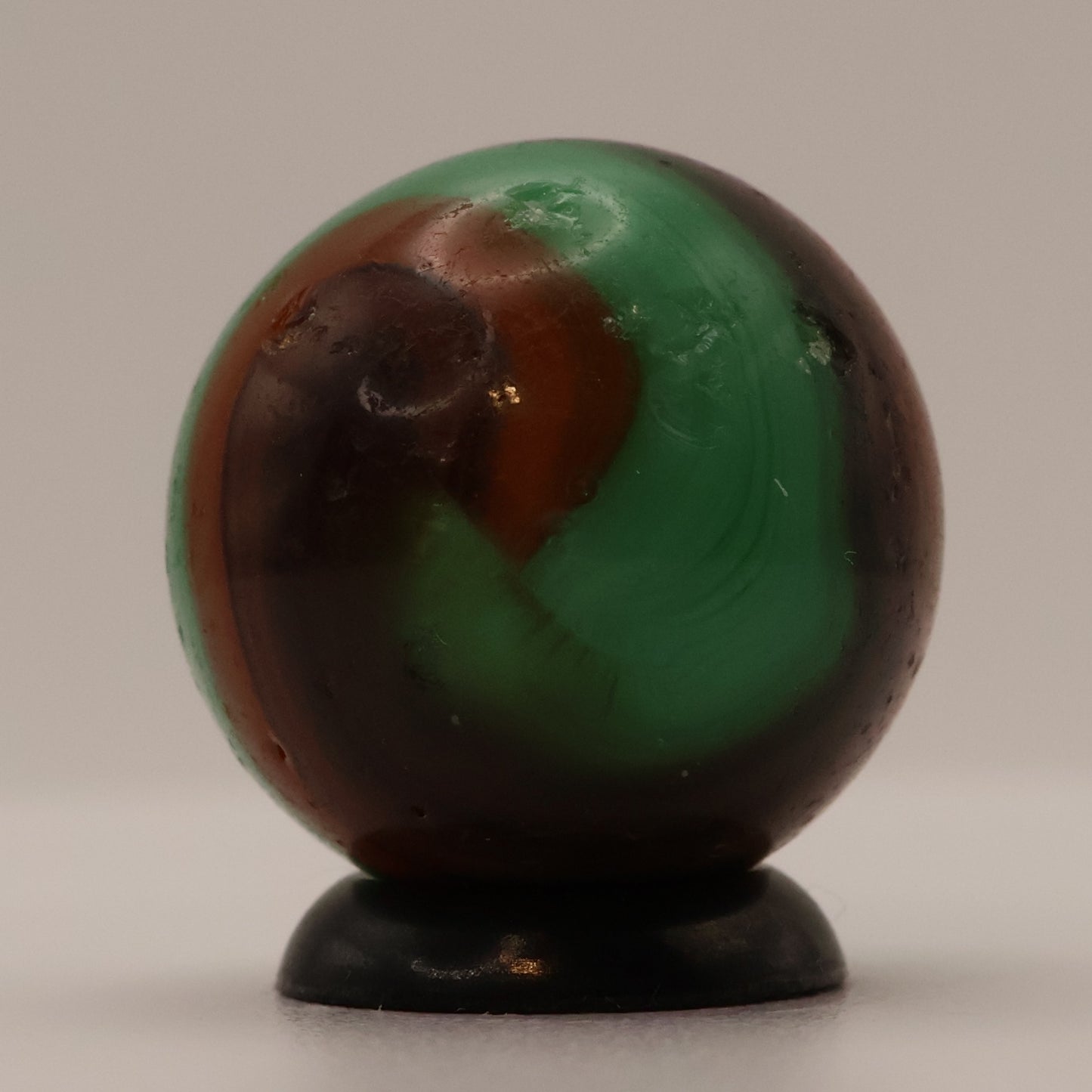 11/16" Akro Agate Marble Special Corkscrew green, orange, brown NM-