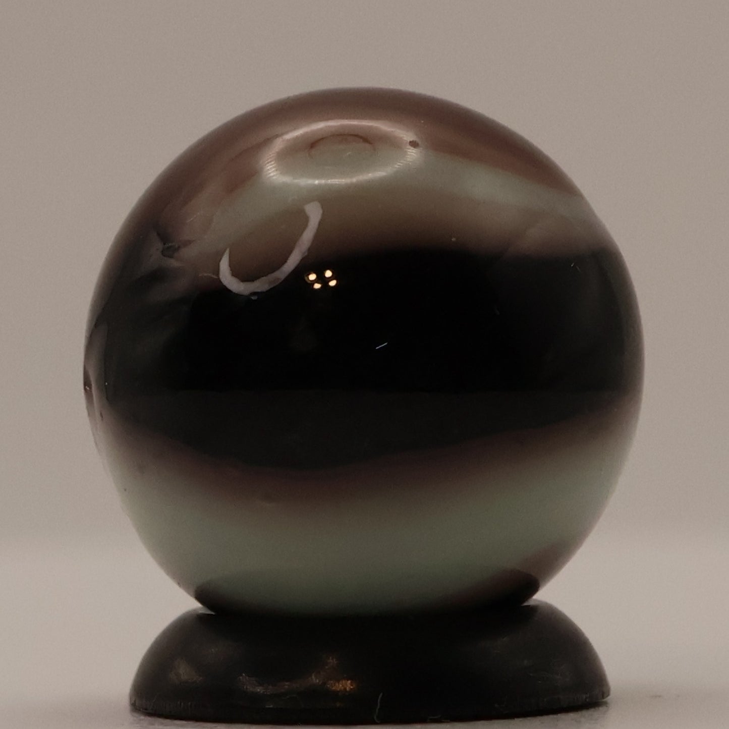 5/8" Marble King Rainbow Deep Purple & Cream NM+