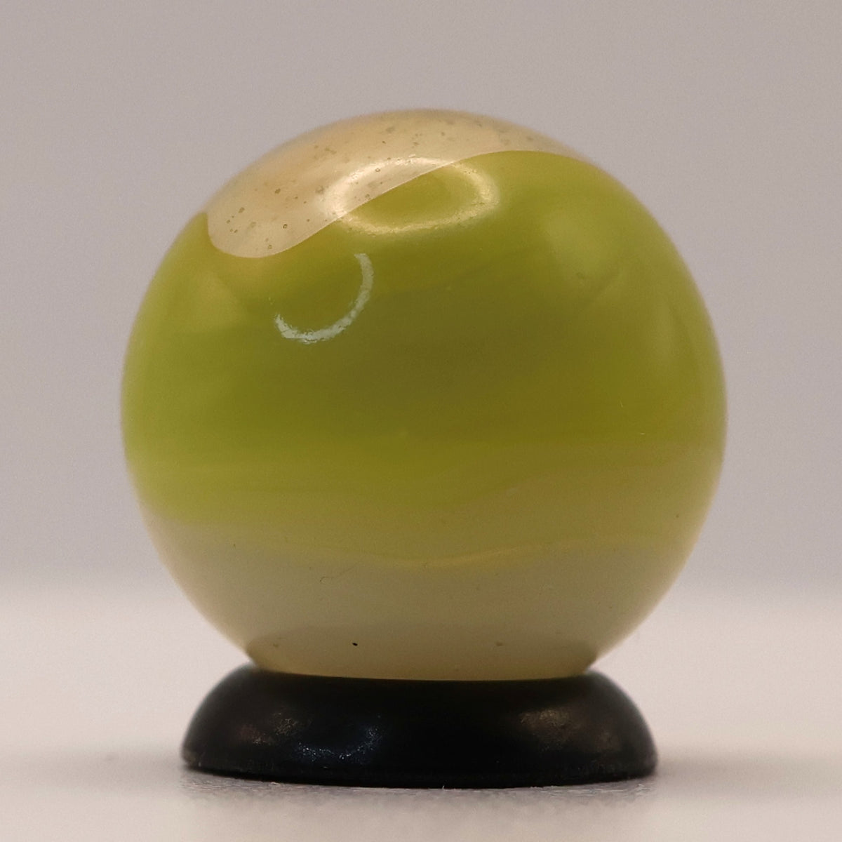 5/8" Akro Agate Egg Yolk Patch Marble Mint