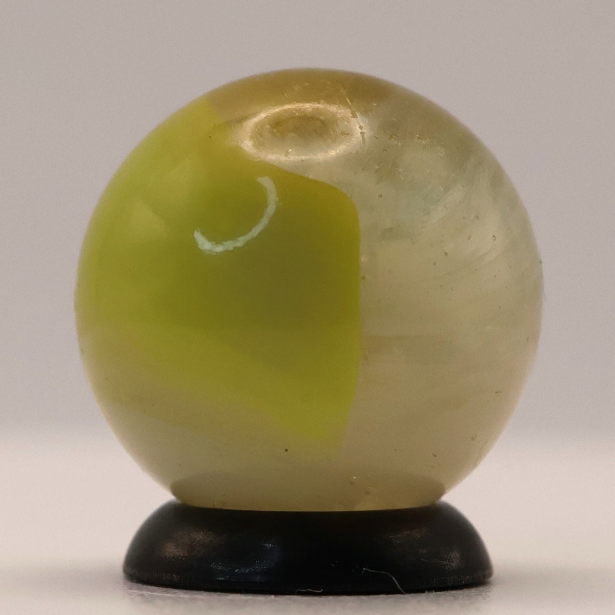 5/8" Akro Agate Egg Yolk Patch Marble Mint