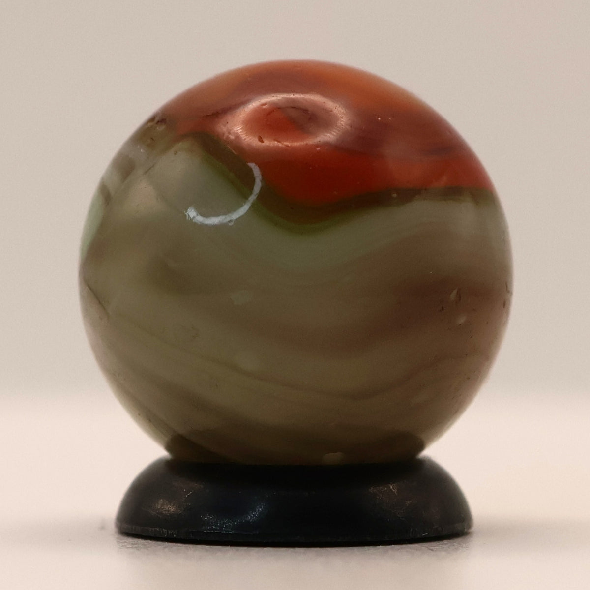 5/8" Vitro Agate Conqueror - Red & Green - Unique NM+