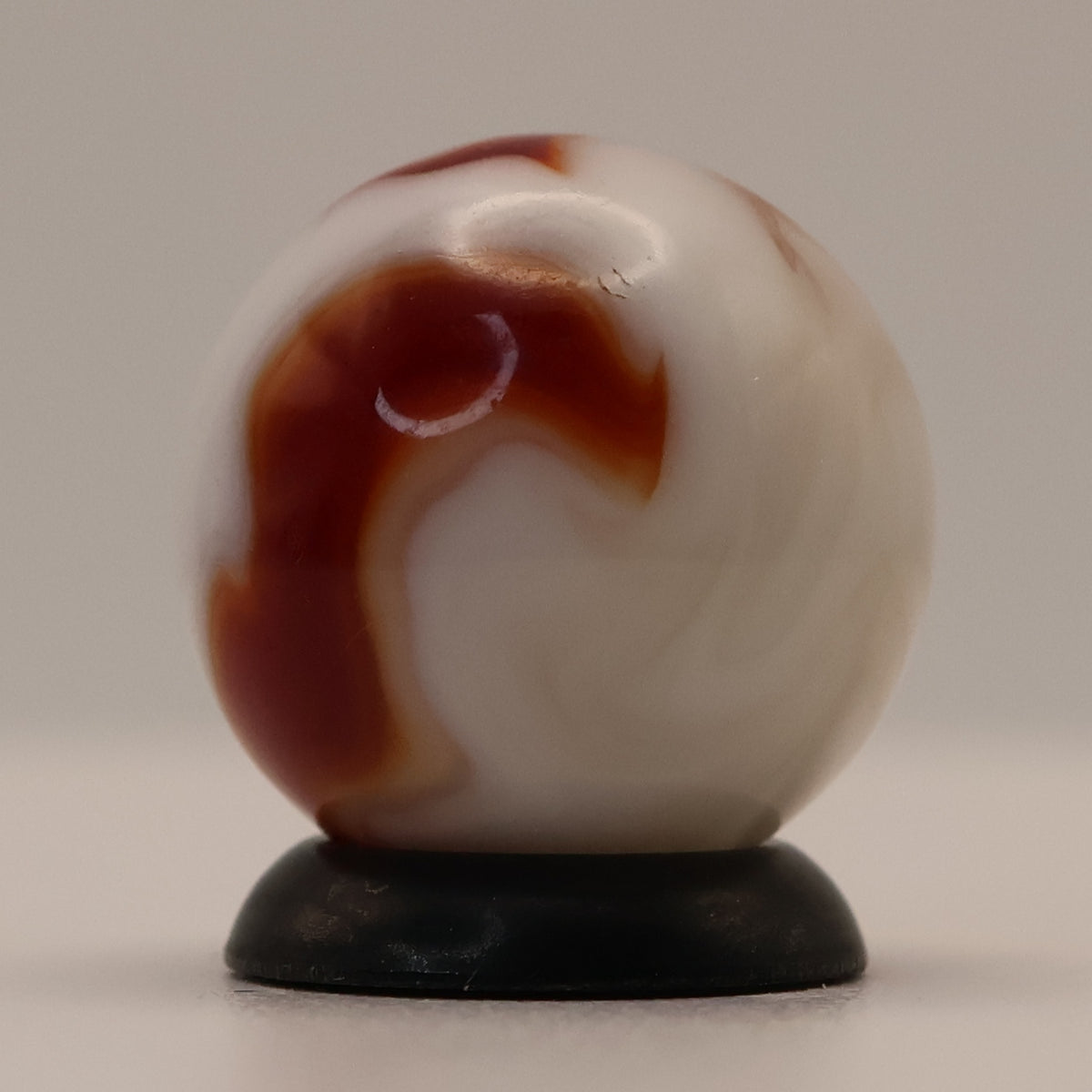 5/8" Vintage Alley Agate Marble Red & White NM++
