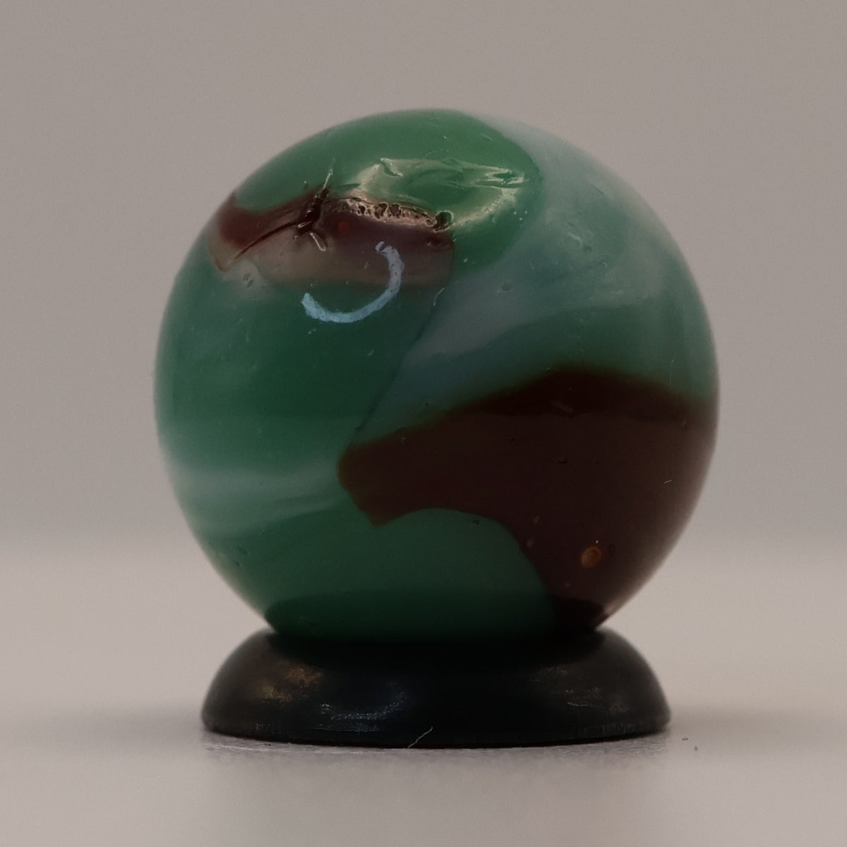 5/8" Peltier Rainbo Marble NM