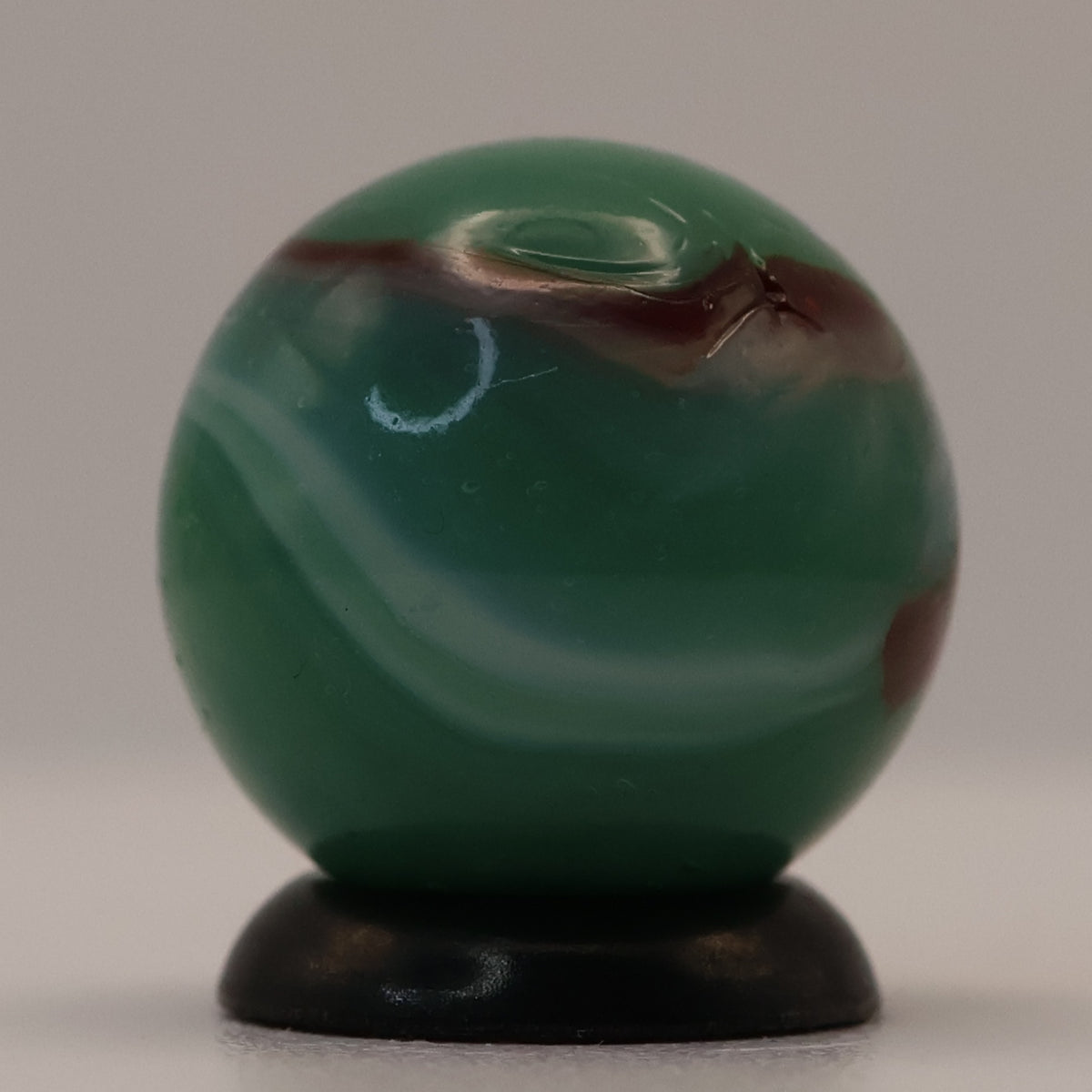 5/8" Peltier Rainbo Marble NM