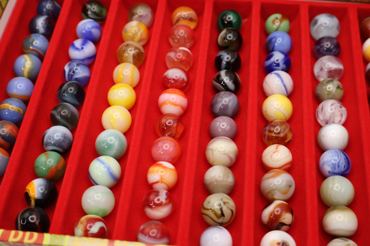 Cigar Box with Rows of Marbles M- to MINT see desc for makers
