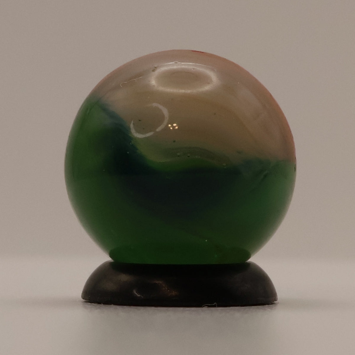 5/8" Vitro Agate Helmet Marble Green M-