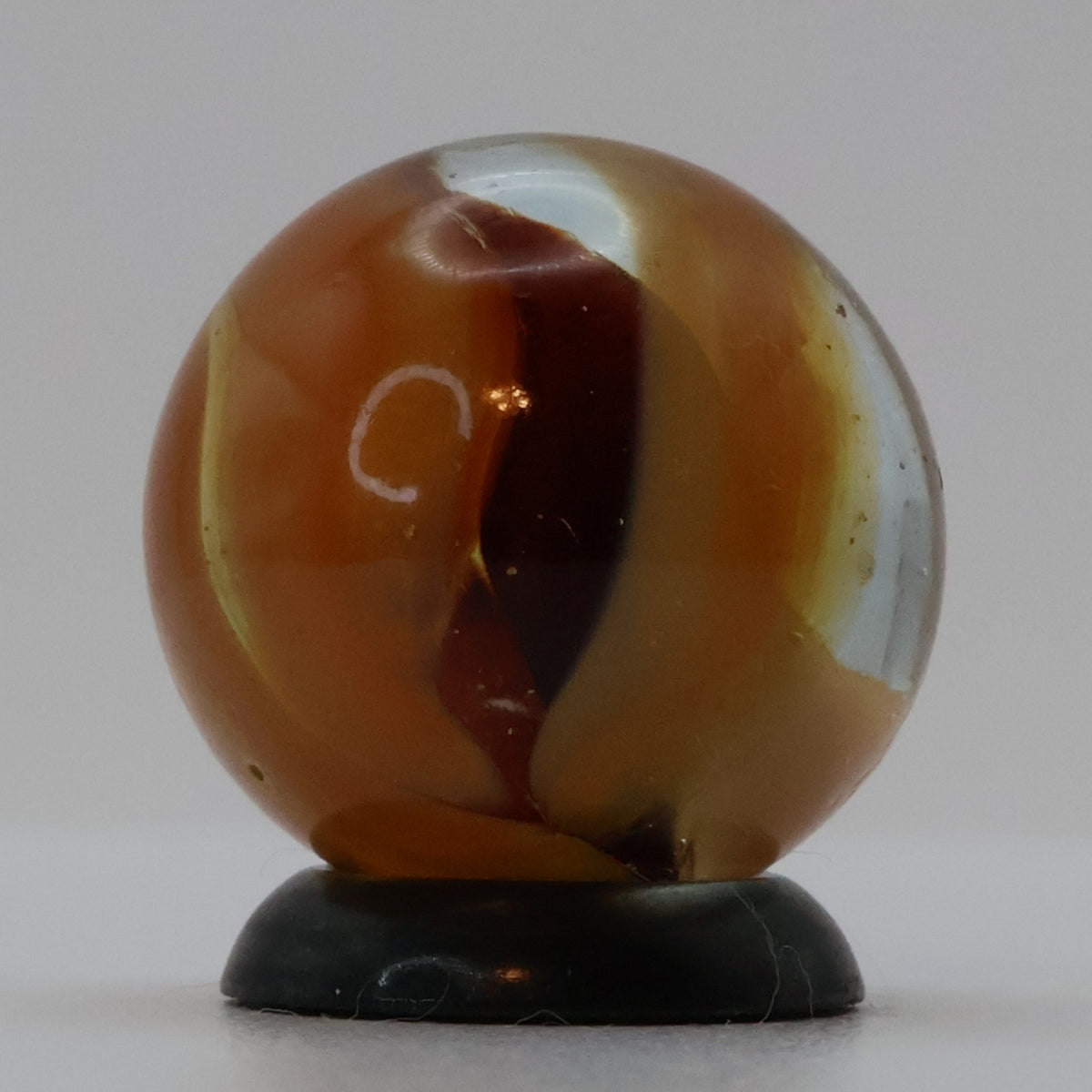 5/8" Peltier Rainbo Clear Based Marble M-