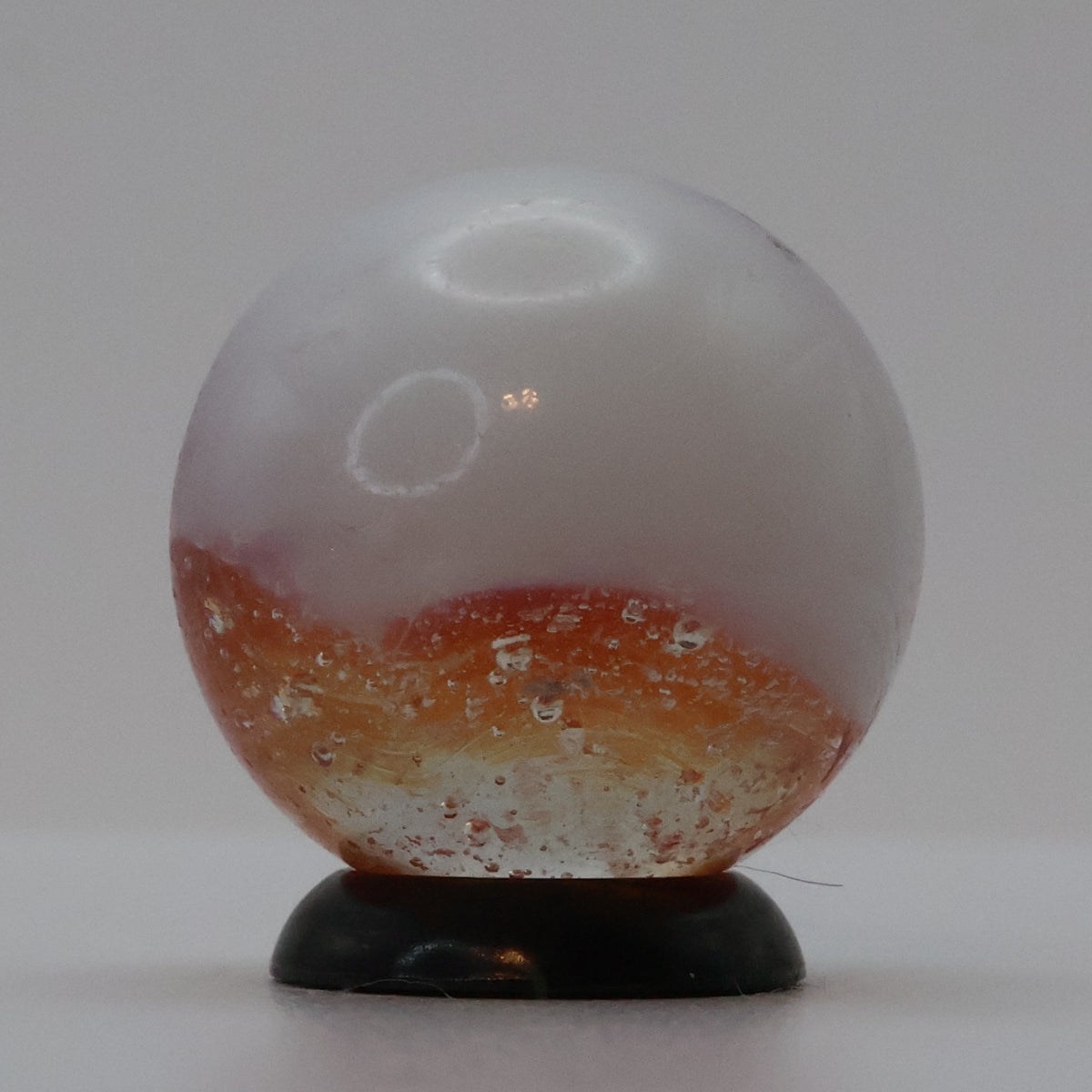 3/4" Peltier Rainbo Marble Bubbly red & white NM
