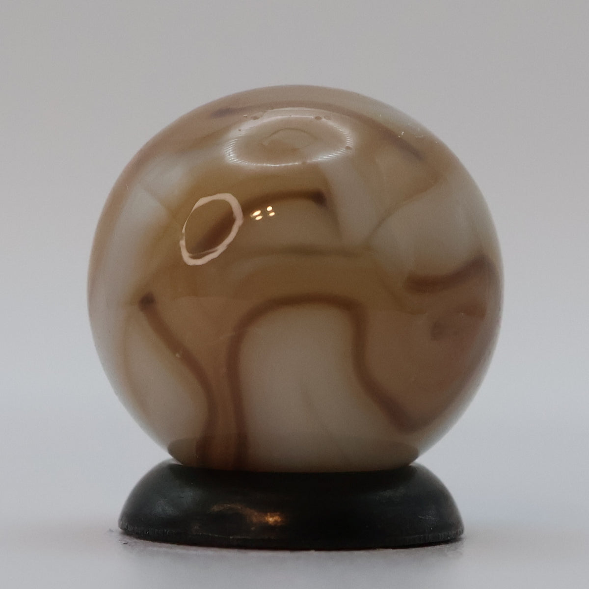 5/8" Swirl Marble Peach Cream and Minor Oxblood NM+
