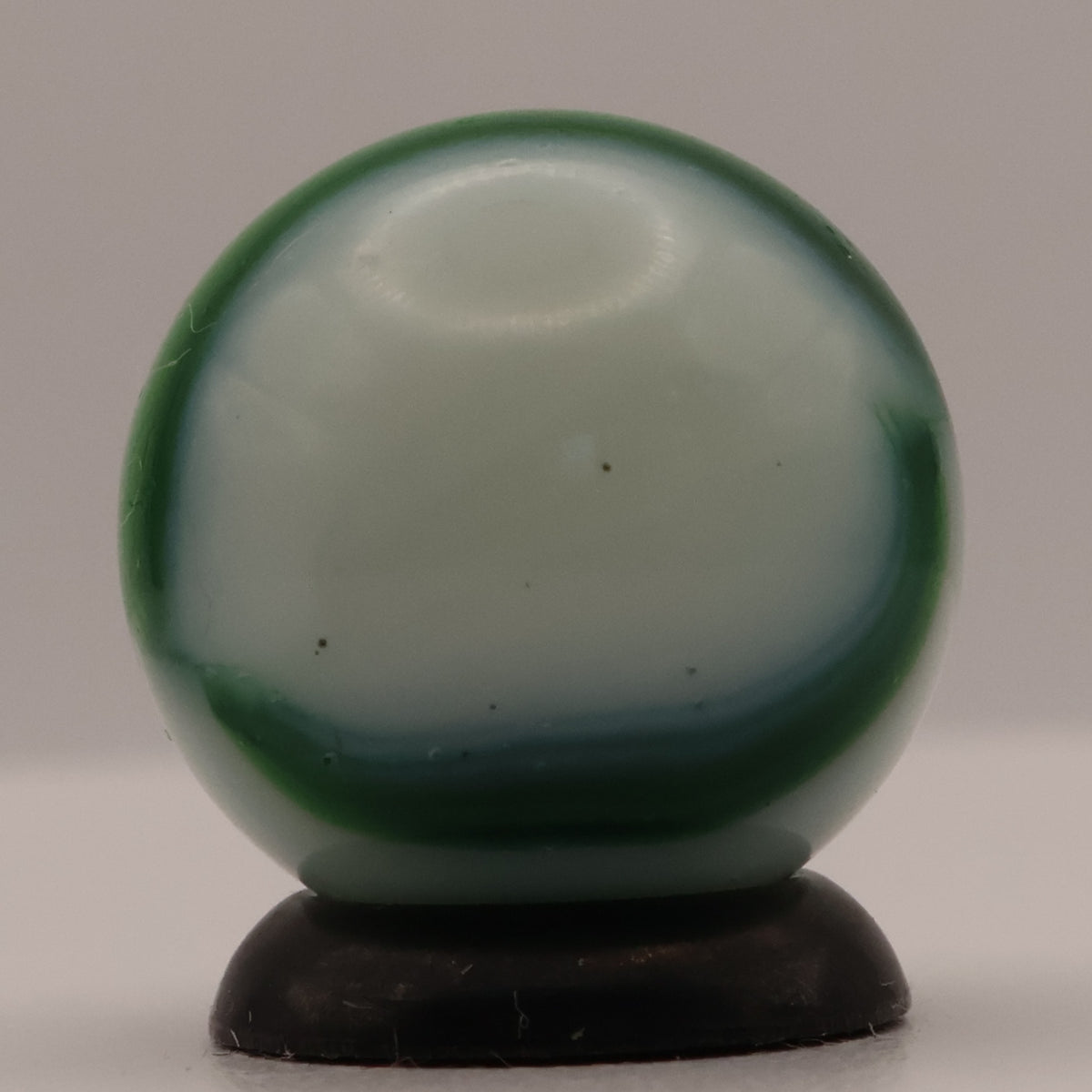 5/8" Peltier Rainbo Green & White URANIUM M-
