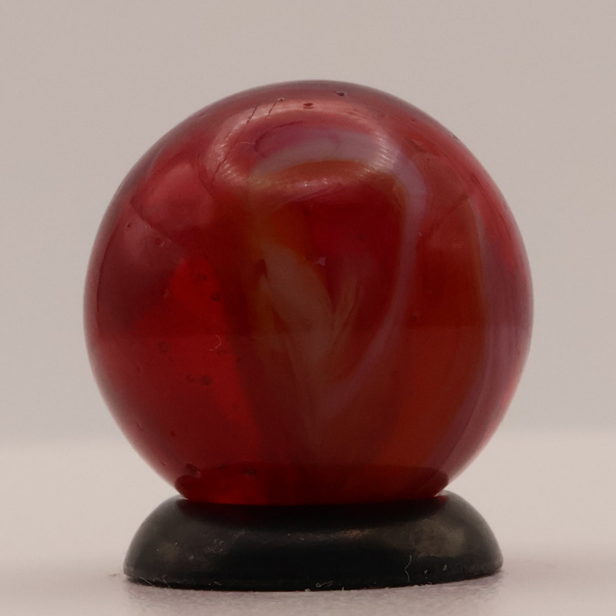 5/8" Slag Marble Red - backlit & UV! NM