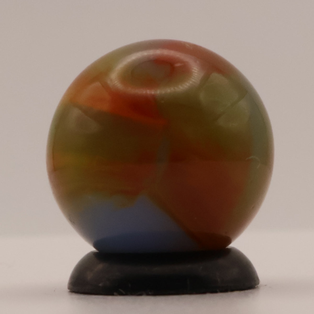 5/8 Peltier Rainbo Marble MINT
