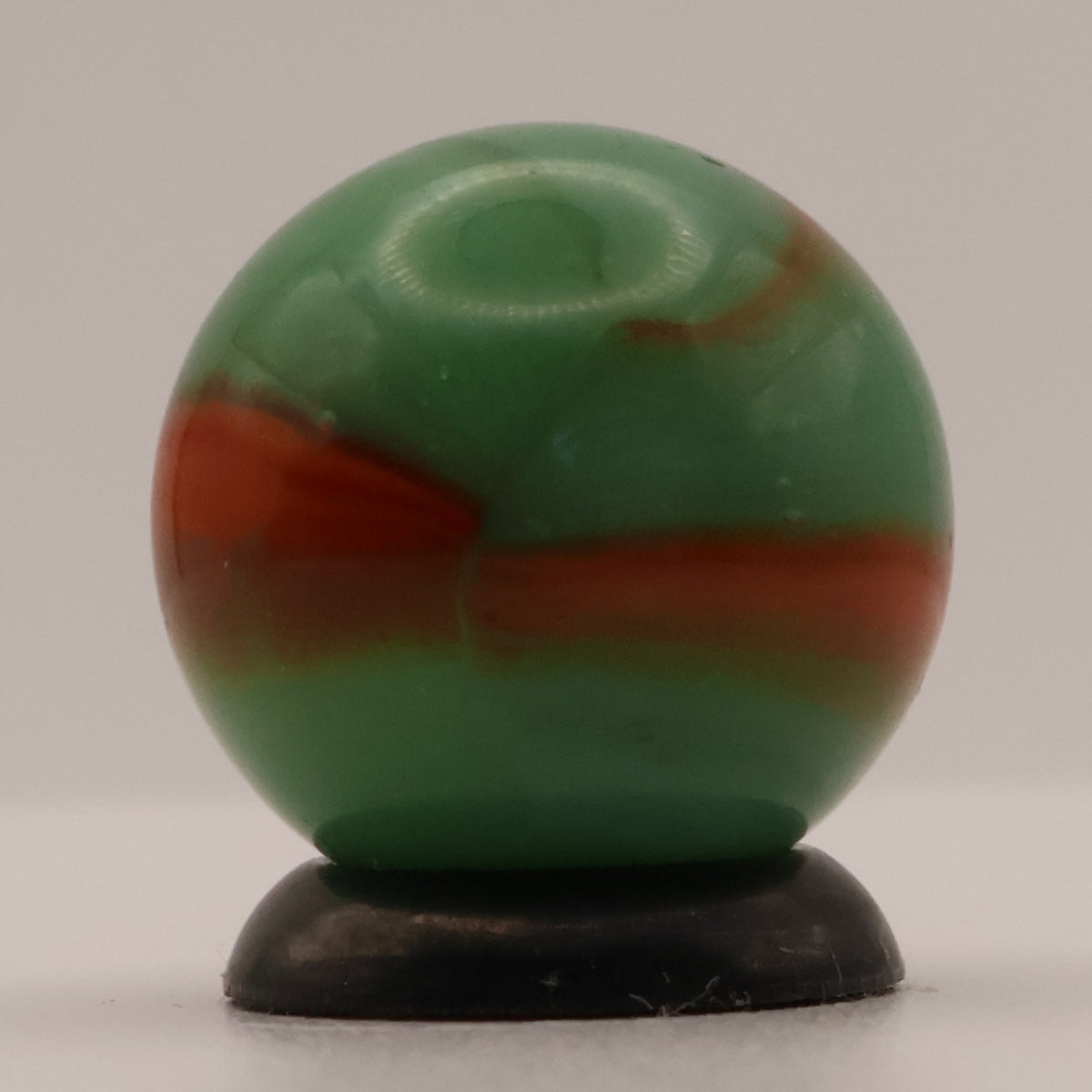5/8" Peltier Rainbo Marble Green & Orange UV M-