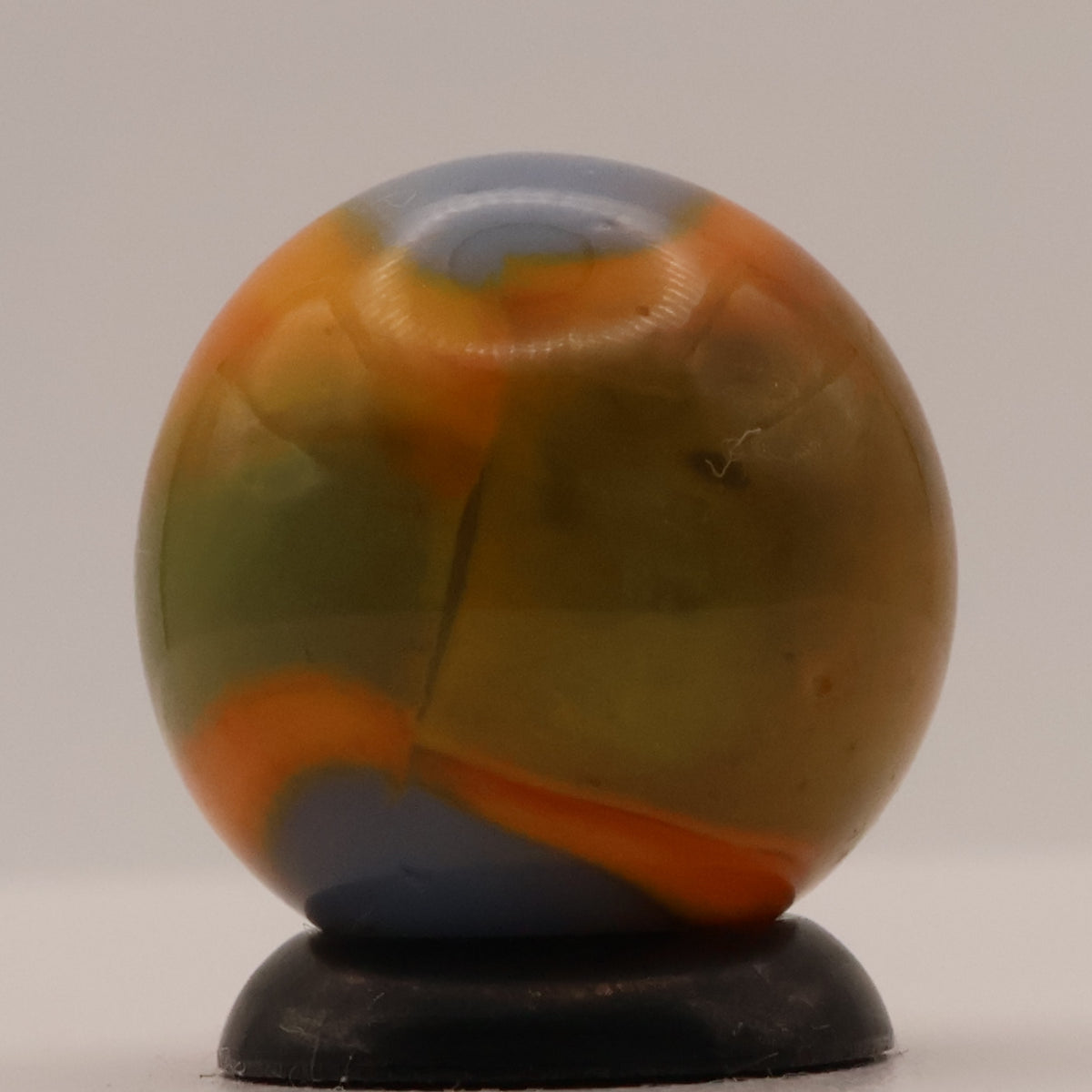 5/8" Peltier Rainbo Marble M-
