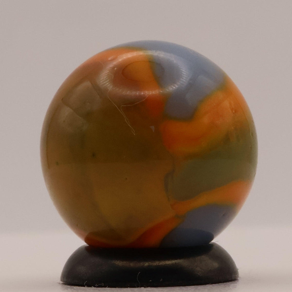 5/8" Peltier Rainbo Marble M-