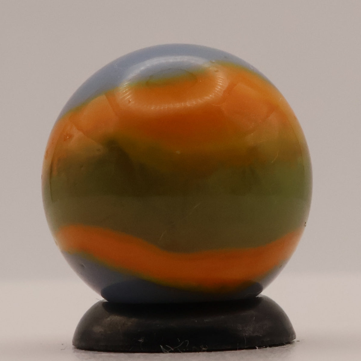 5/8" Peltier Rainbo Marble M-