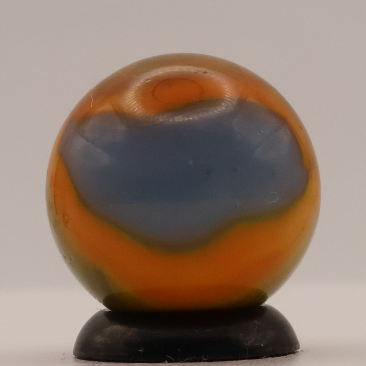 5/8" Peltier Rainbo Marble M-