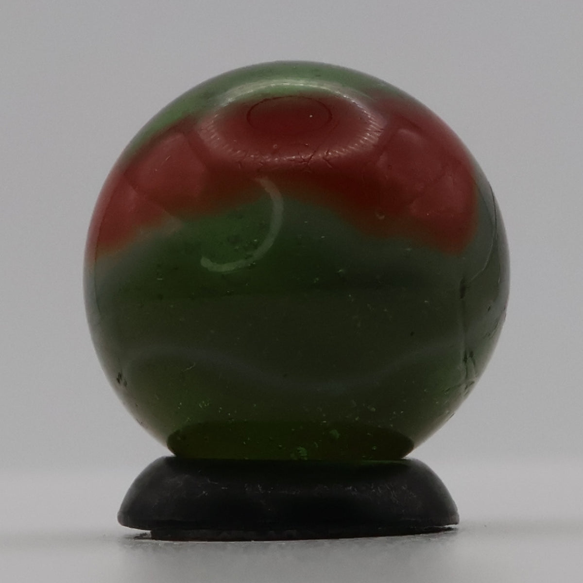 5/8" Peltier Rainbo Marble 7up M-