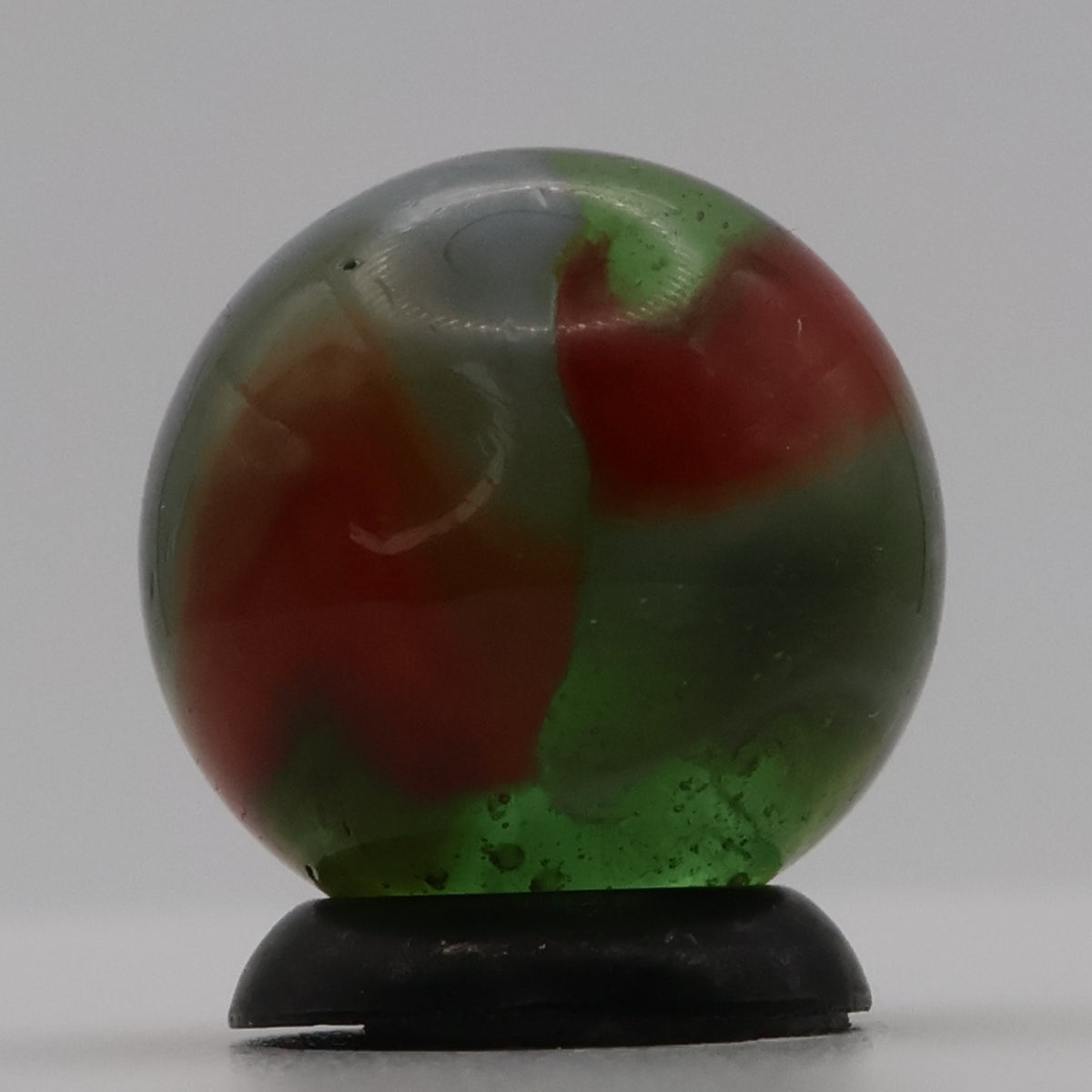 5/8" Peltier Rainbo Marble 7up M-