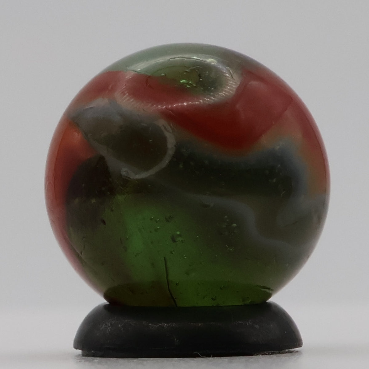 5/8" Peltier Rainbo Marble 7up MINT