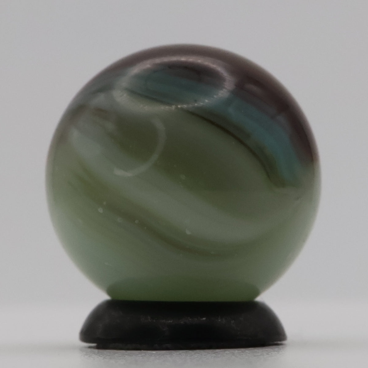 11/16" Master Marble Sunburst MINT
