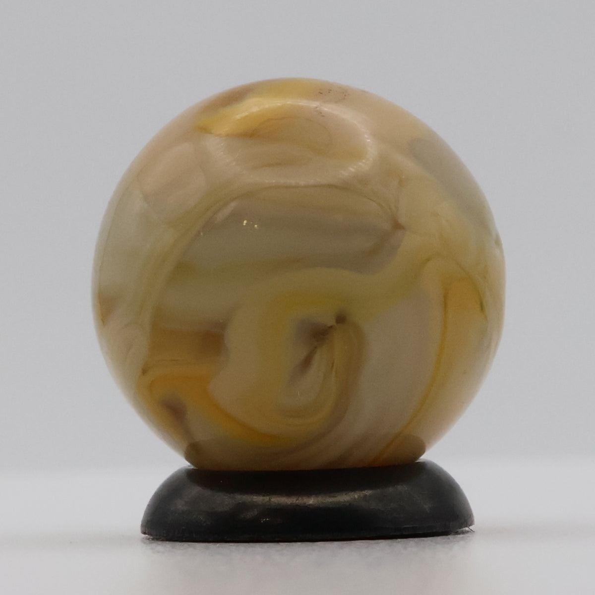 5/8" Champion Marble Swirl Lots of drizzle! NM+