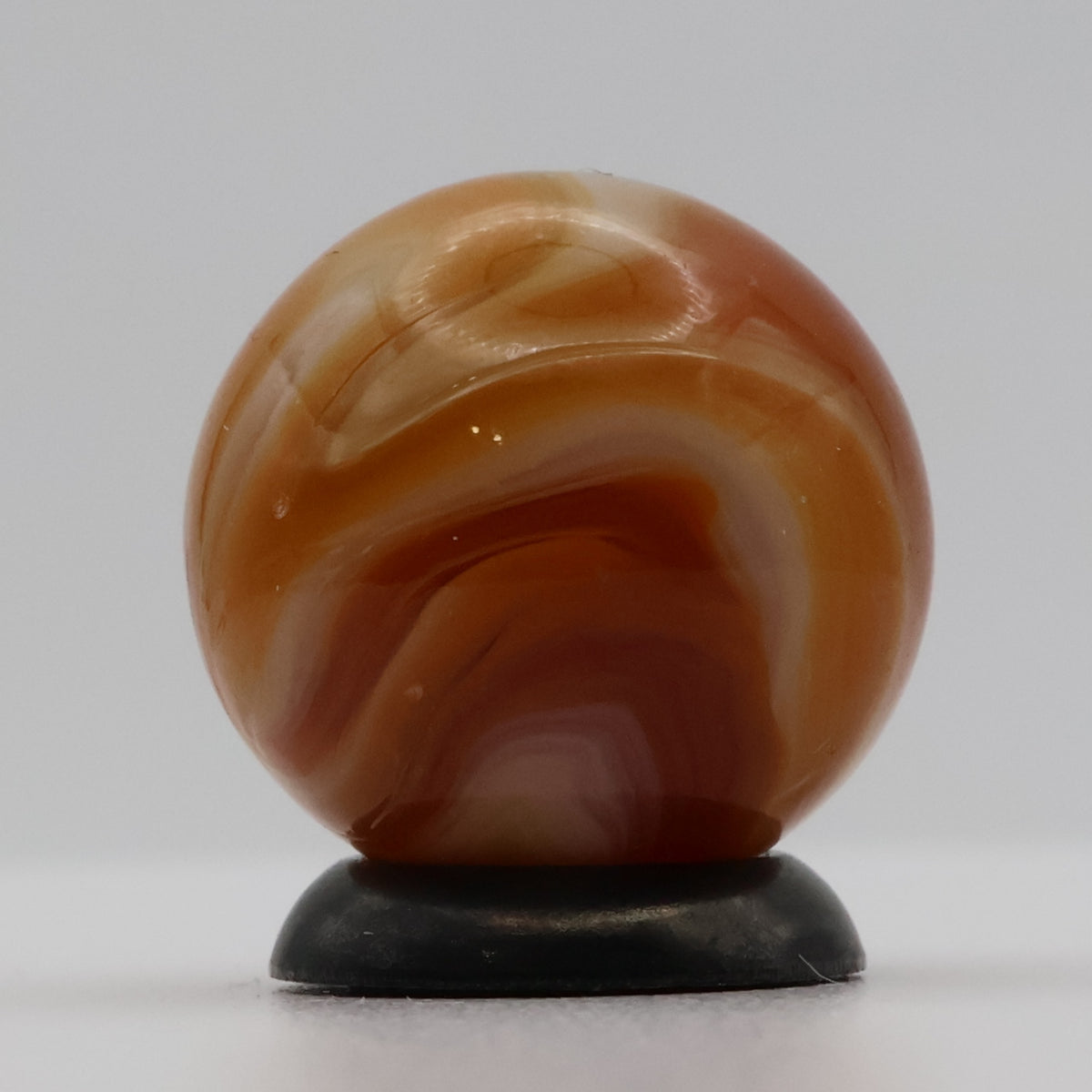 5/8" Red & Cream marble - gorgeous! NM+