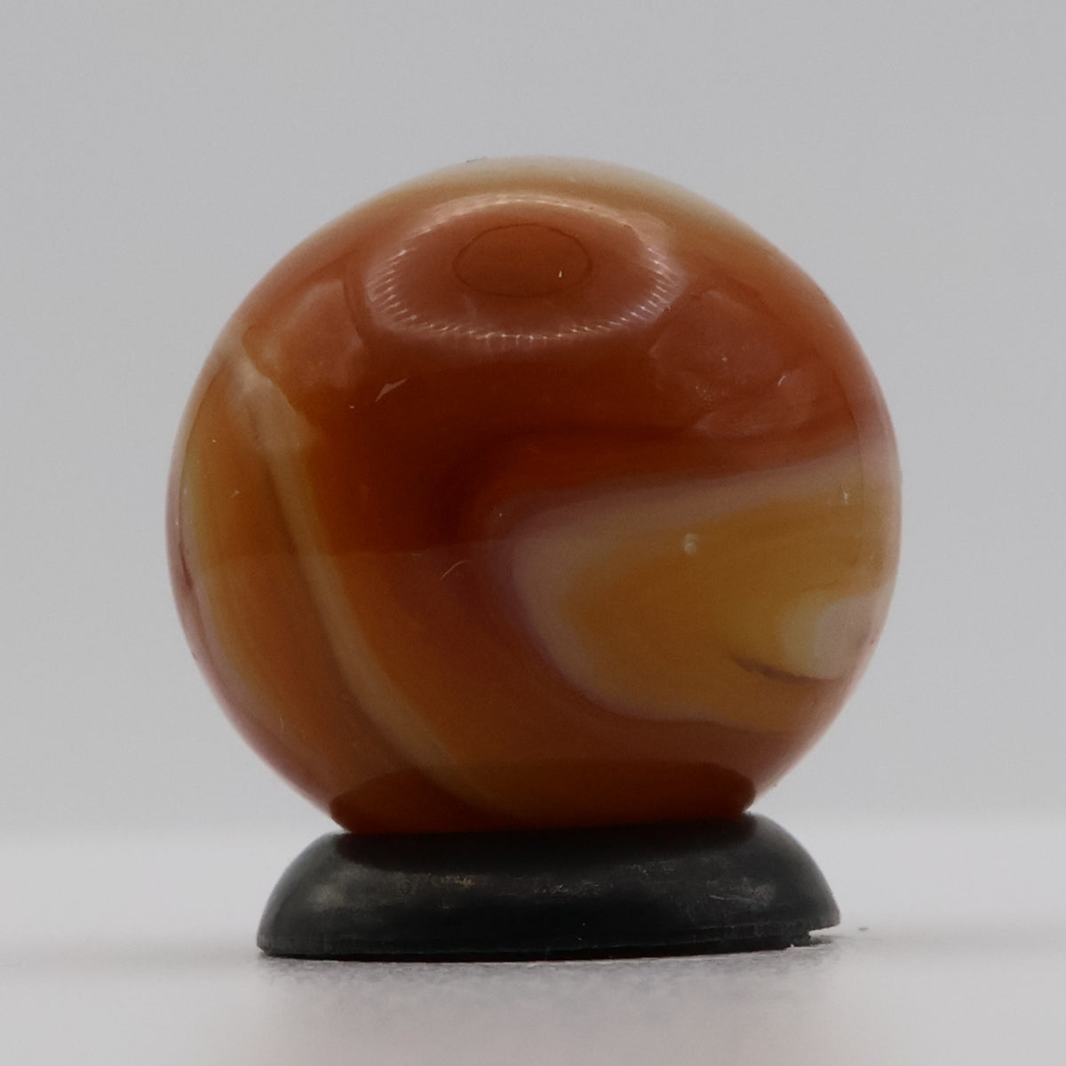 5/8" Red & Cream marble - gorgeous! NM+