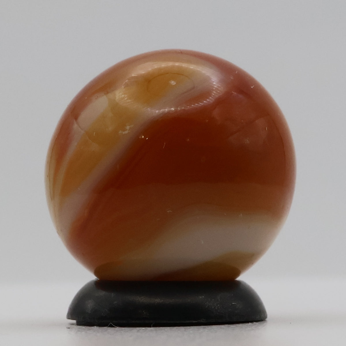 5/8" Red & Cream marble - gorgeous! NM+