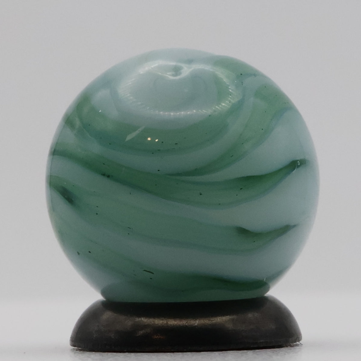 5/8" Alley Agate Flame Marble Translucent - tiny bits of AV M-