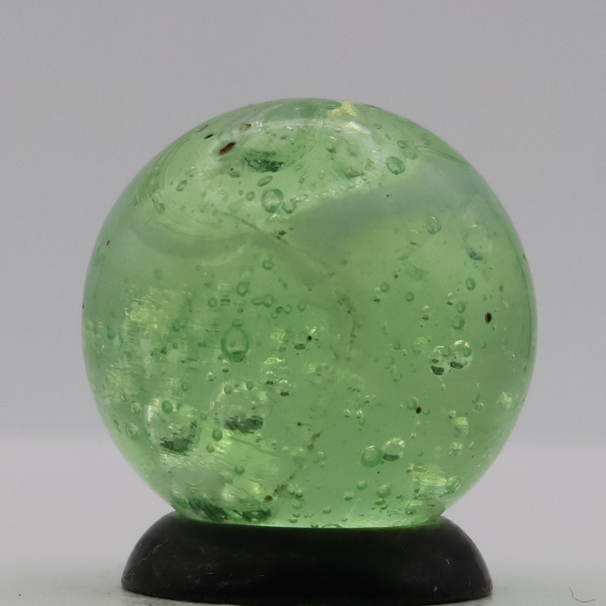 5/8" Peltier Green Fizz Bubbly Marble NM+
