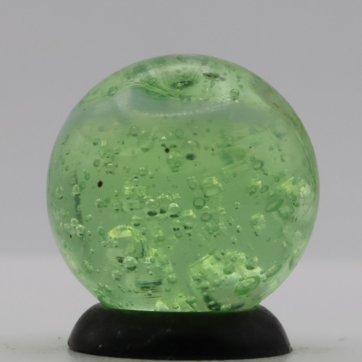 5/8" Peltier Green Fizz Bubbly Marble NM+