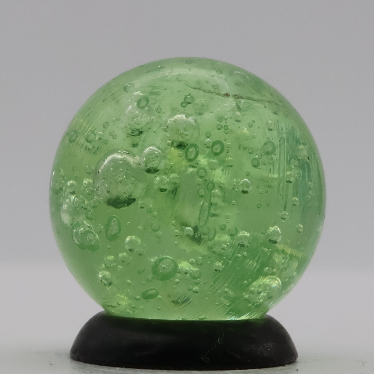 5/8" Peltier Green Fizz Bubbly Marble NM+
