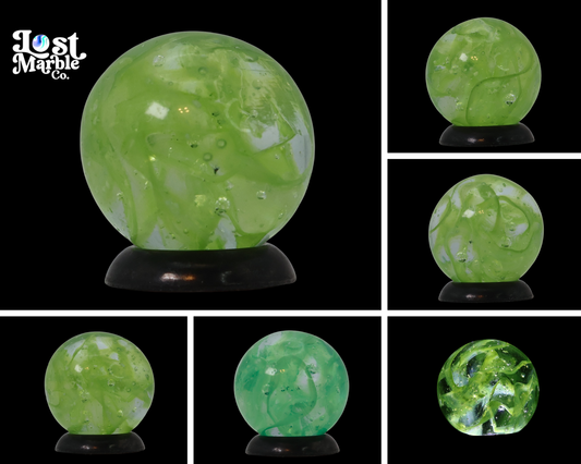 5/8" VINTAGE Veiligglas Marble Lime Green & White MINT