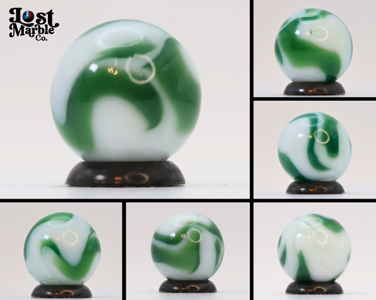 5/8" Calligraphy Swirl Marble Green & White NM+