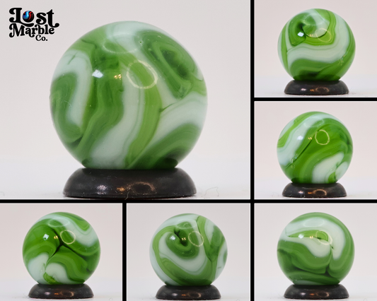 5/8" Gorgeous Swirl Marble Green & White NM