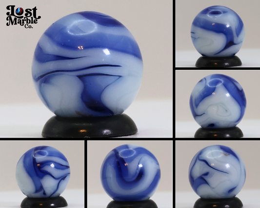 5/8" Swirl Marble Alley? Blue & White NM