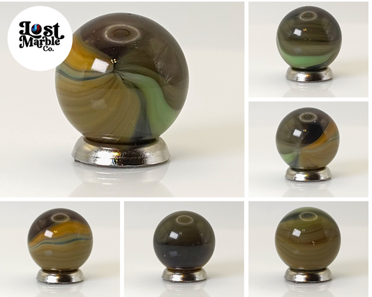 17mm Vintage Master Marble Cloudy M- small inclusion