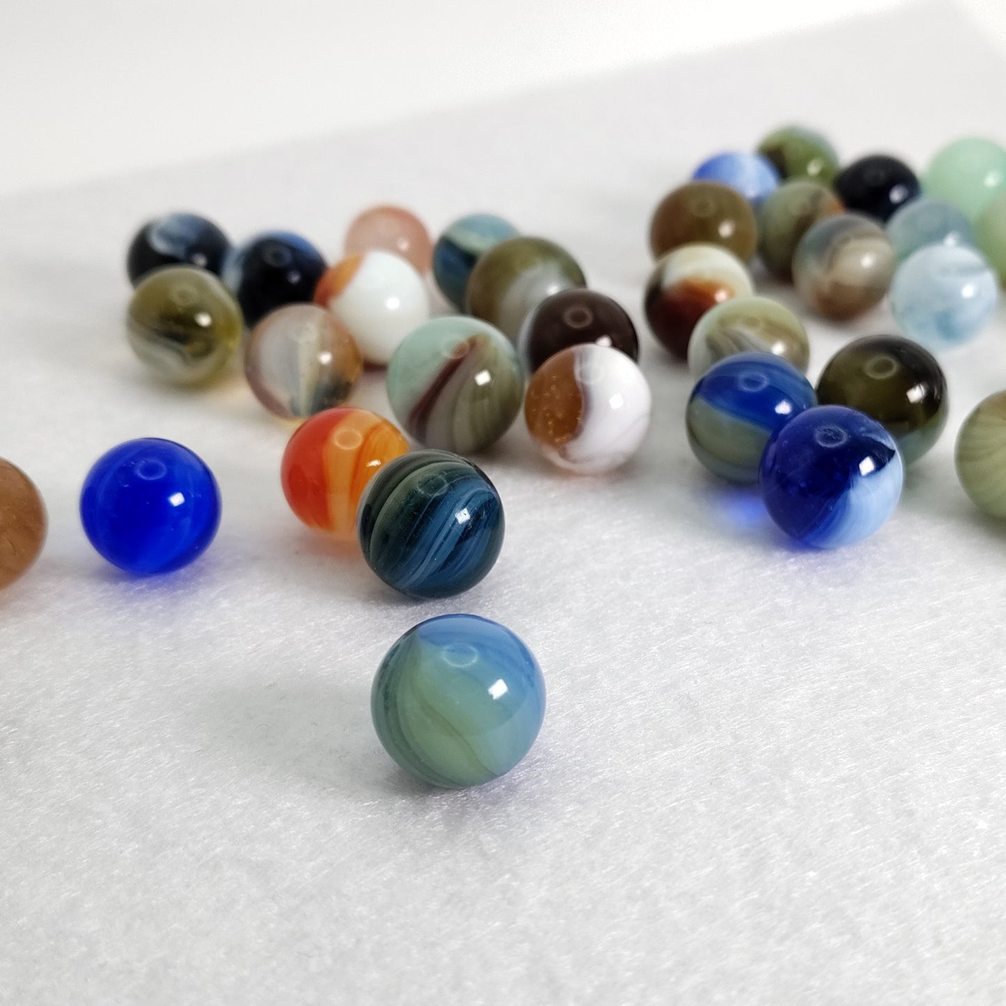 4pk Lot of Master Made Marbles - NM-M various sizes