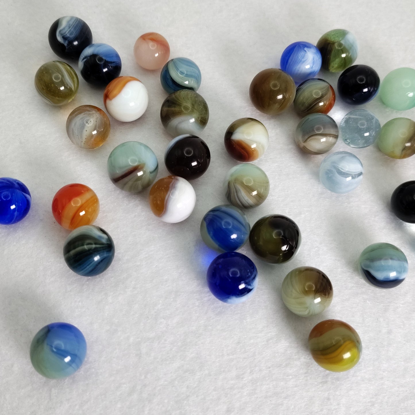 4pk Lot of Master Made Marbles - NM-M various sizes
